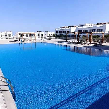 Διαμέρισμα Two Bedroom With Large Terrace *