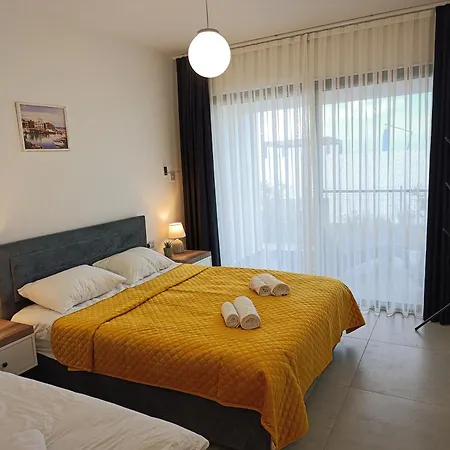 Two Bedroom With Large Terrace Διαμέρισμα Kalogrea