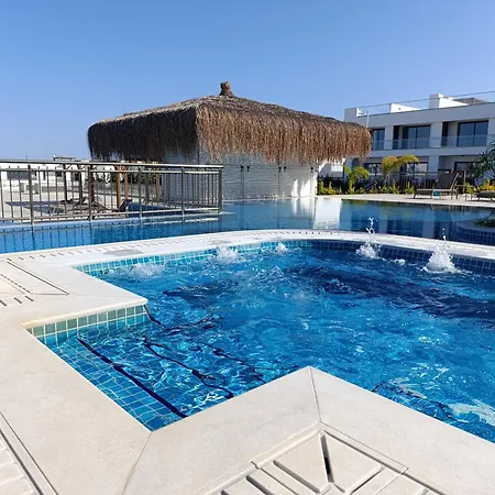 Two Bedroom With Large Terrace Apartment Kalogrea